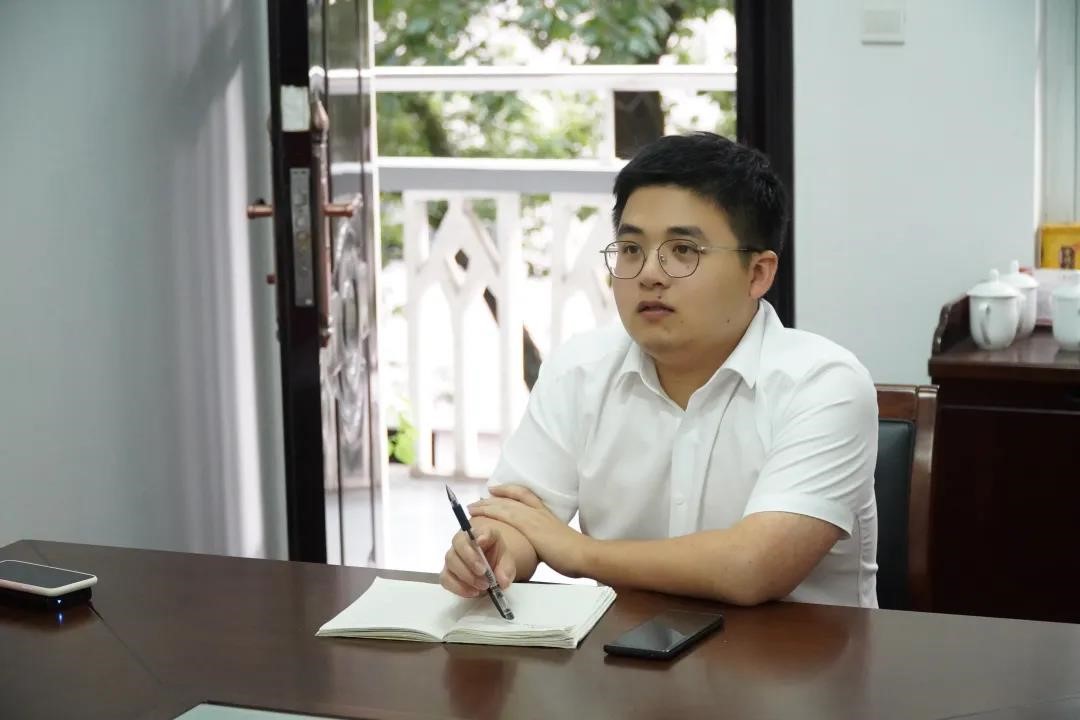 1622102540577728.jpg 1622102540577728.jpg